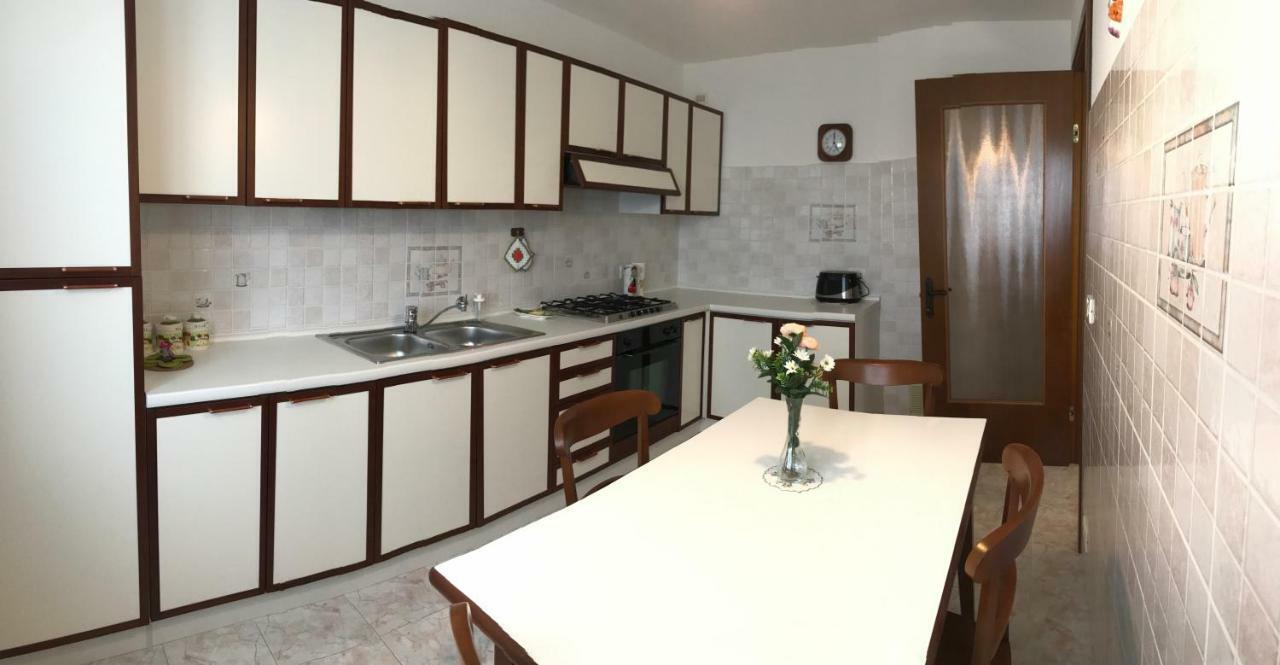 La Casa Di Nonna Bruna Muggia Bagian luar foto