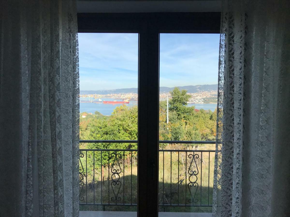 La Casa Di Nonna Bruna Muggia Bagian luar foto